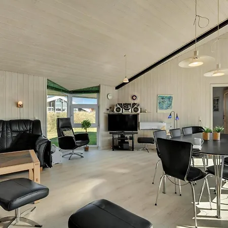 Lovely In With Sauna * Hvide Sande